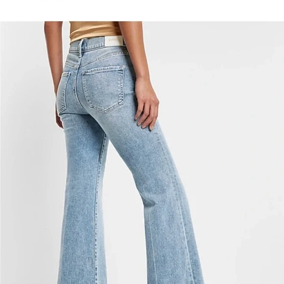 Express 70s Flare Mid Rise Jeans, light to medium blue, size 4S - Picture 3 of 8